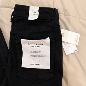 NWT Good American Black Good Legs Flare Jeans - mid-rise skinny fit